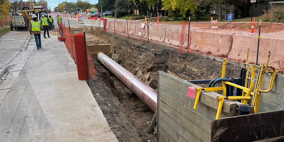 Natural Gas Pipeline Open Trench Installation