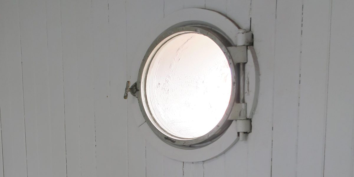 Ship porthole